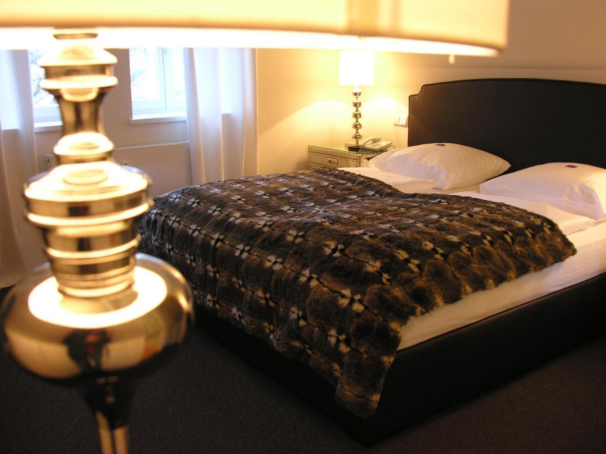 Hotel Am Doktorplatz Rheda-Wiedenbrueck Bilik gambar